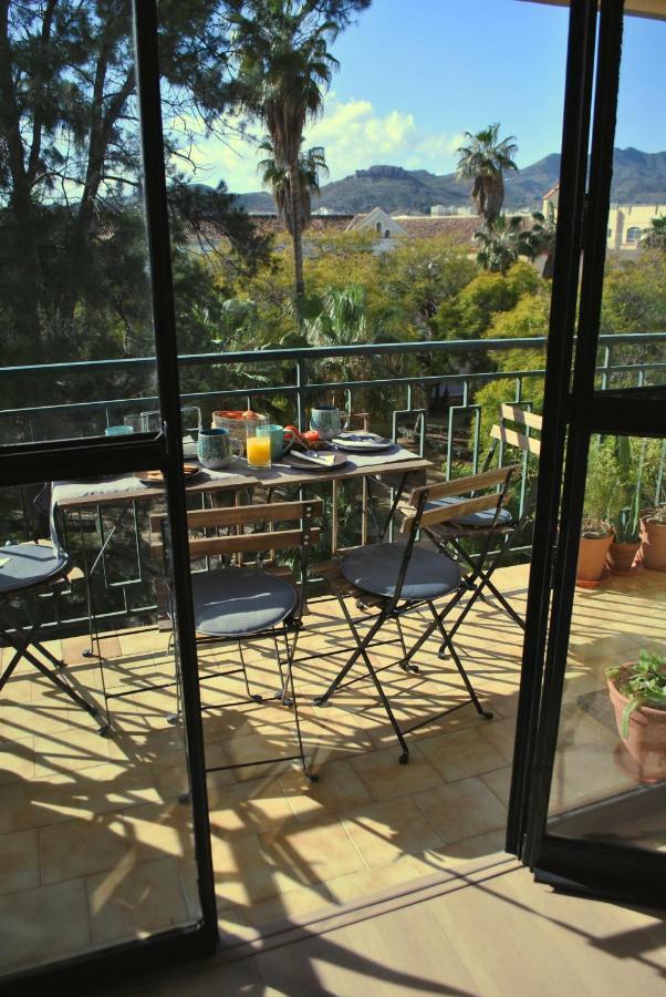The Boho-Chic Oasis, Lovely City Center Apartment Малага Екстер'єр фото