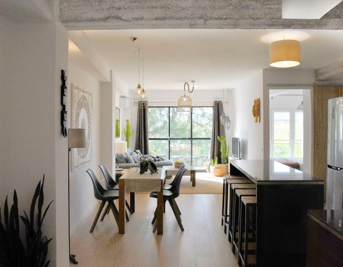 The Boho-Chic Oasis, Lovely City Center Apartment Малага Екстер'єр фото