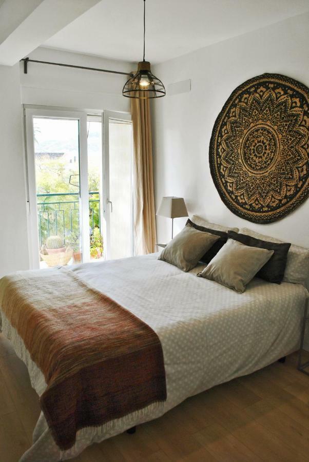 The Boho-Chic Oasis, Lovely City Center Apartment Малага Екстер'єр фото